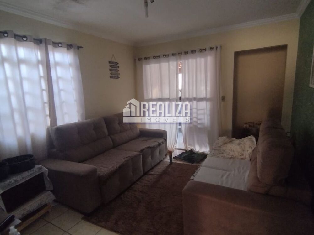 Casa, 3 quartos, 103 m² - Foto 2