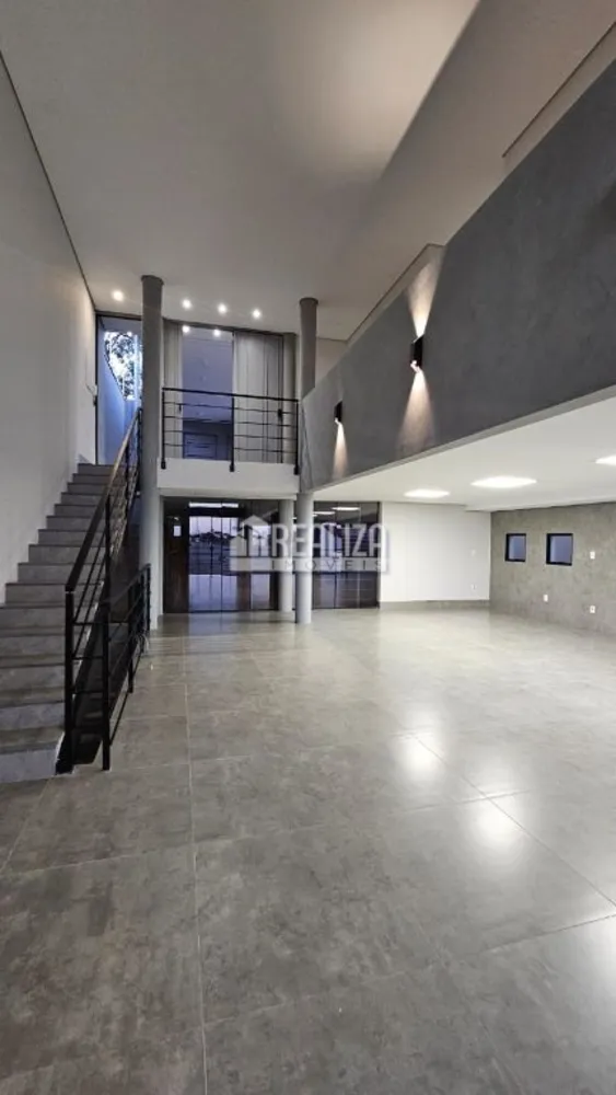Casa, 3 quartos, 342 m² - Foto 1