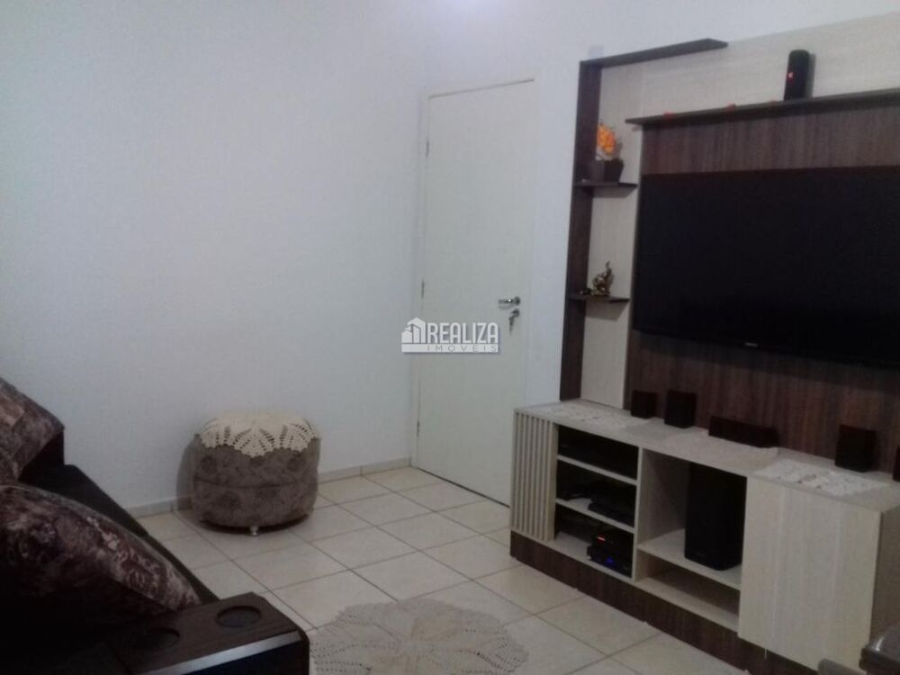 Apartamento à venda com 2 quartos, 49m² - Foto 2