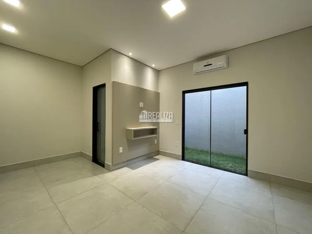 Casa, 4 quartos, 280 m² - Foto 2