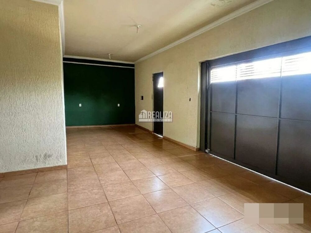 Casa à venda com 3 quartos, 207m² - Foto 8