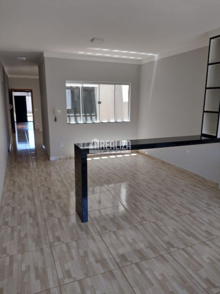 Casa à venda com 3 quartos, 240m² - Foto 8