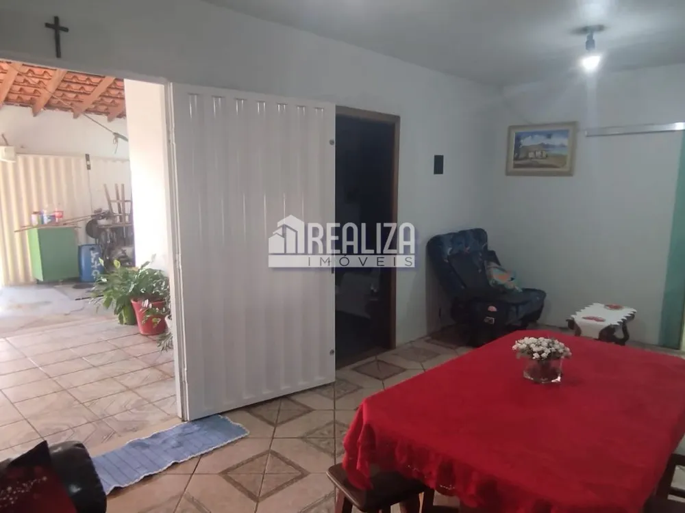Casa, 2 quartos, 200 m² - Foto 18
