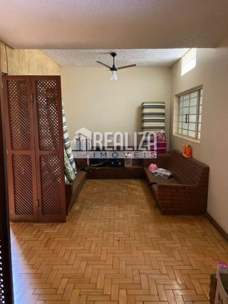 Casa, 7 quartos, 315 m² - Foto 9