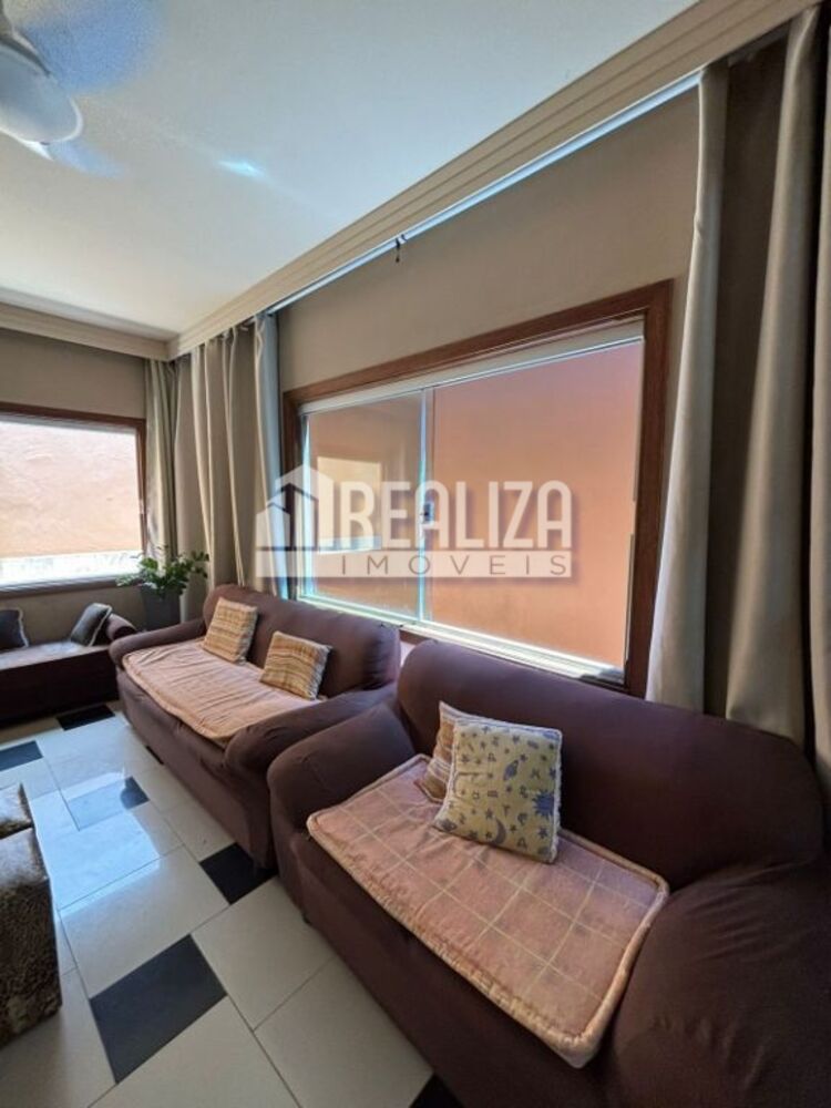 Casa à venda com 3 quartos, 168m² - Foto 12