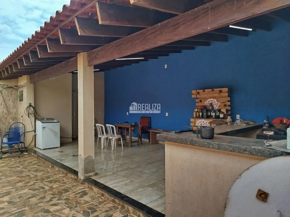 Casa, 2 quartos, 182 m² - Foto 2