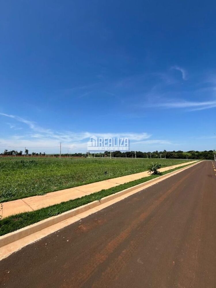 Terreno à venda, 250m² - Foto 2