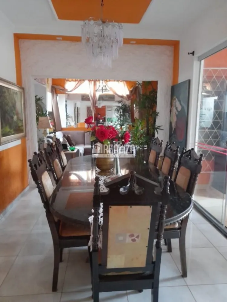 Casa, 3 quartos, 146 m² - Foto 1