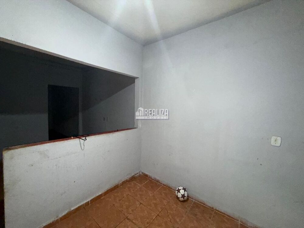 Casa, 2 quartos, 93 m² - Foto 2