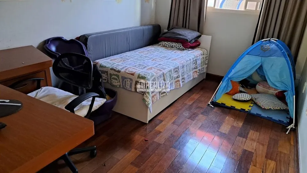 Casa, 3 quartos, 200 m² - Foto 11