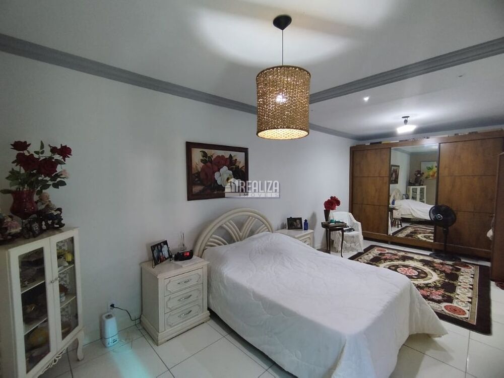 Casa à venda com 2 quartos, 250m² - Foto 12