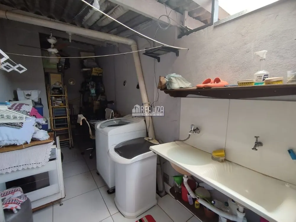 Casa, 2 quartos, 250 m² - Foto 15