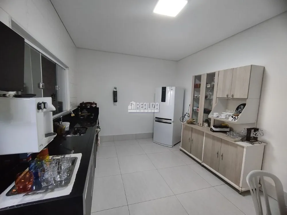 Casa, 2 quartos, 250 m² - Foto 20