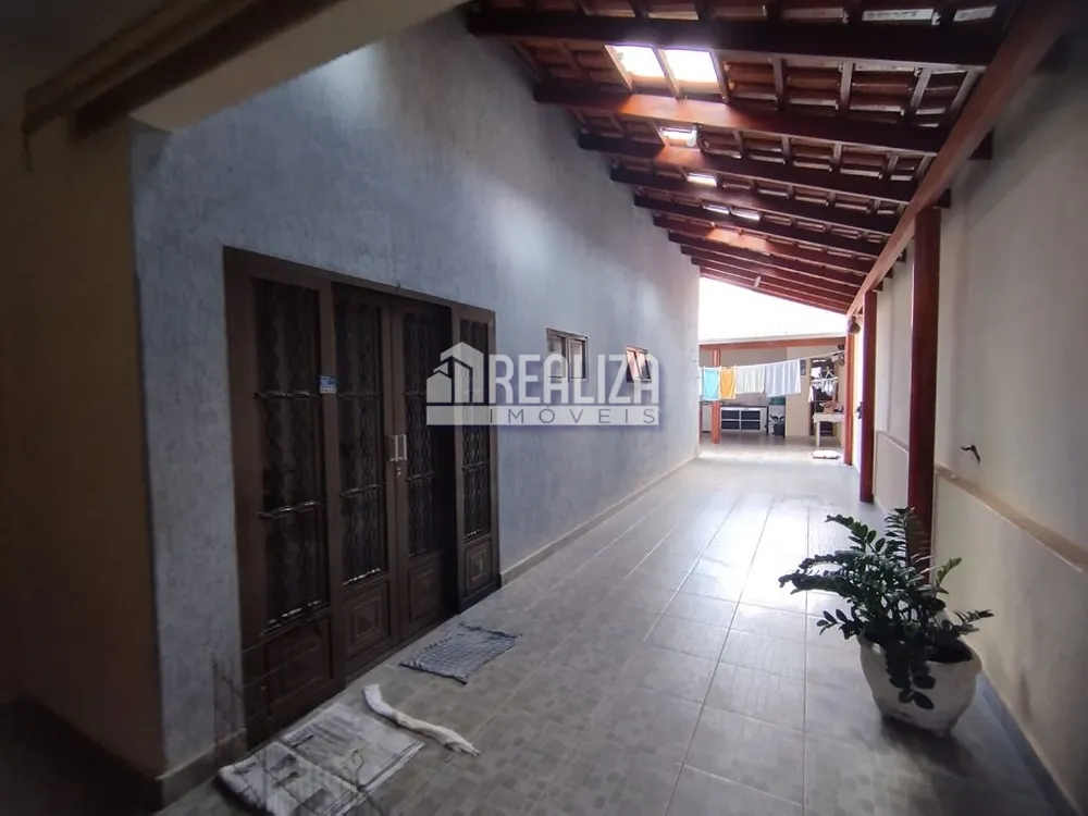 Casa, 3 quartos, 224 m² - Foto 13