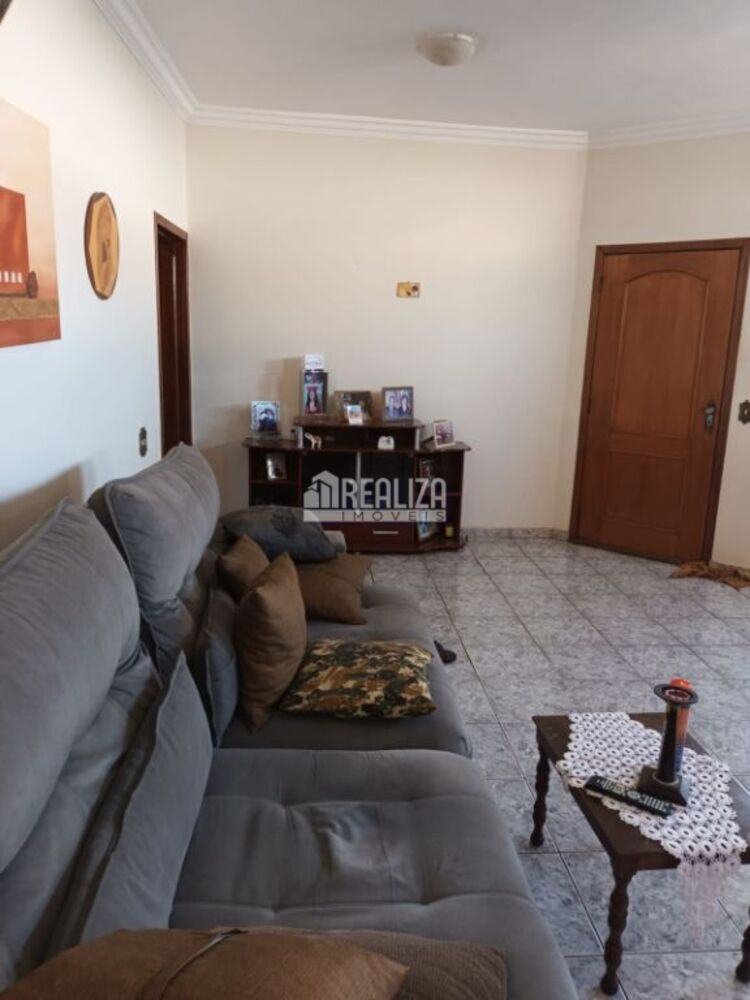 Casa, 2 quartos, 253 m² - Foto 12