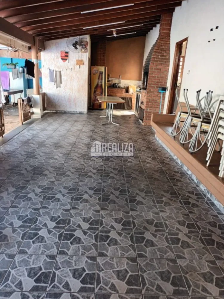 Casa, 2 quartos, 253 m² - Foto 19