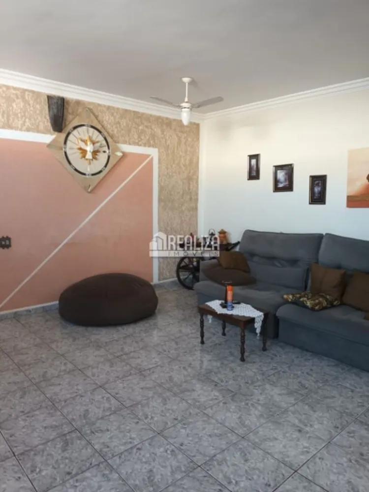 Casa, 2 quartos, 253 m² - Foto 14