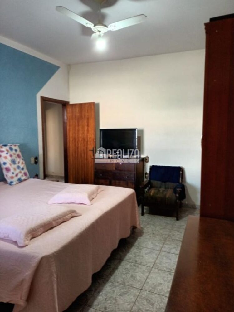 Casa, 2 quartos, 253 m² - Foto 5