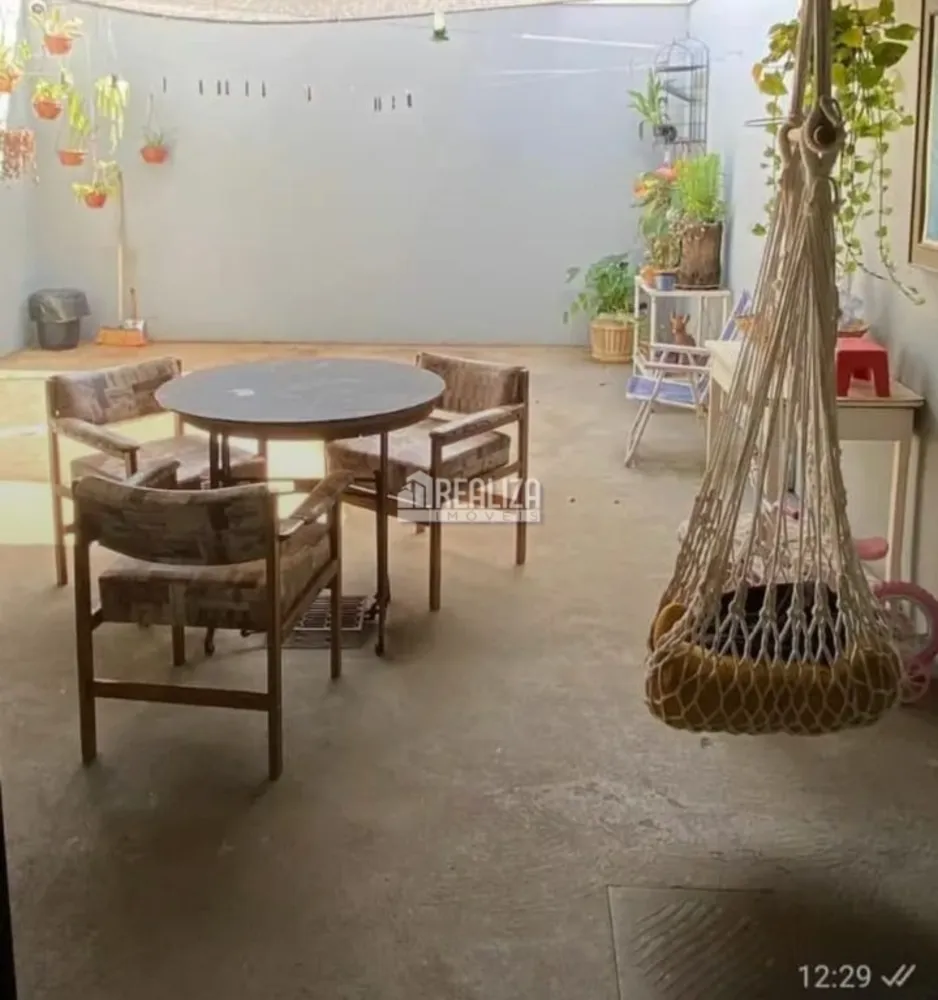 Casa, 3 quartos, 75 m² - Foto 2