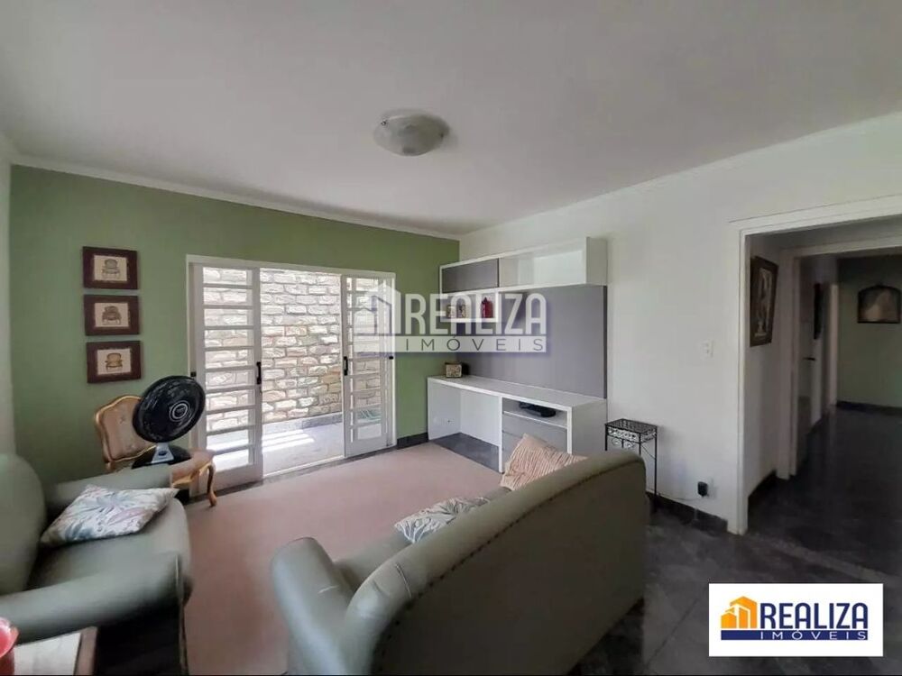 Casa, 3 quartos, 232 m² - Foto 4