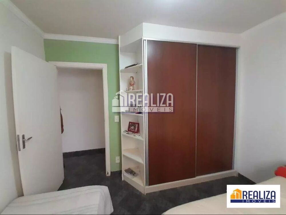 Casa, 3 quartos, 232 m² - Foto 7