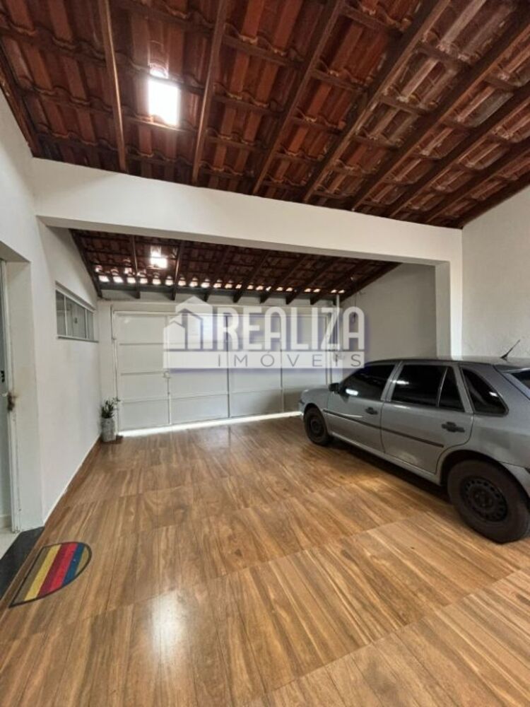 Casa à venda com 7 quartos, 167m² - Foto 8