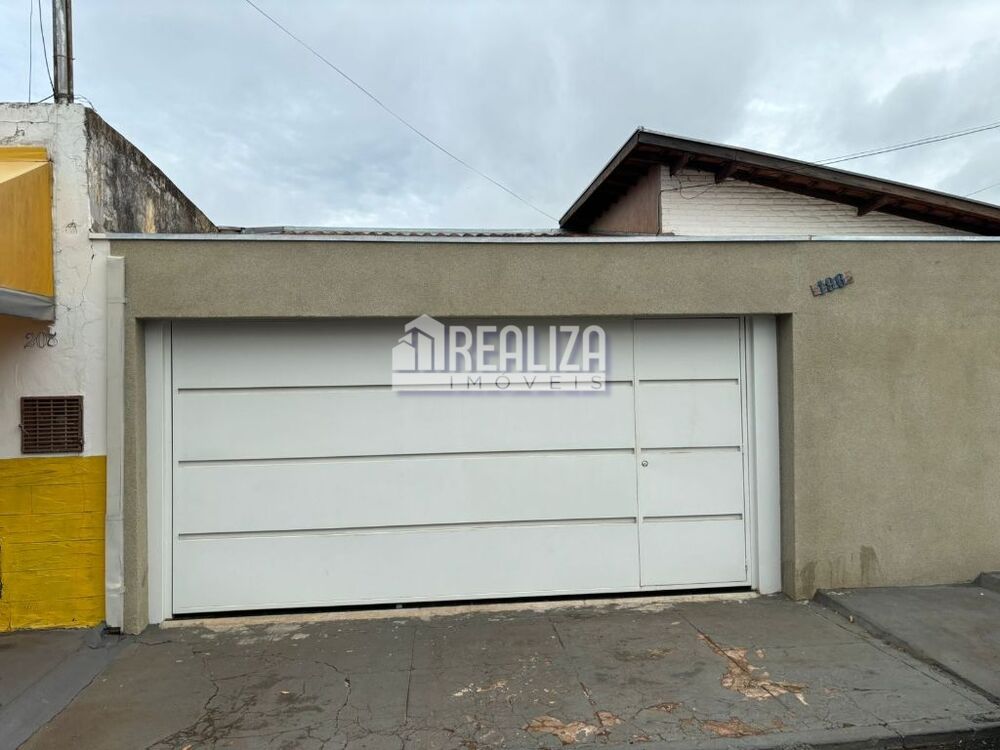 Casa à venda com 7 quartos, 167m² - Foto 9