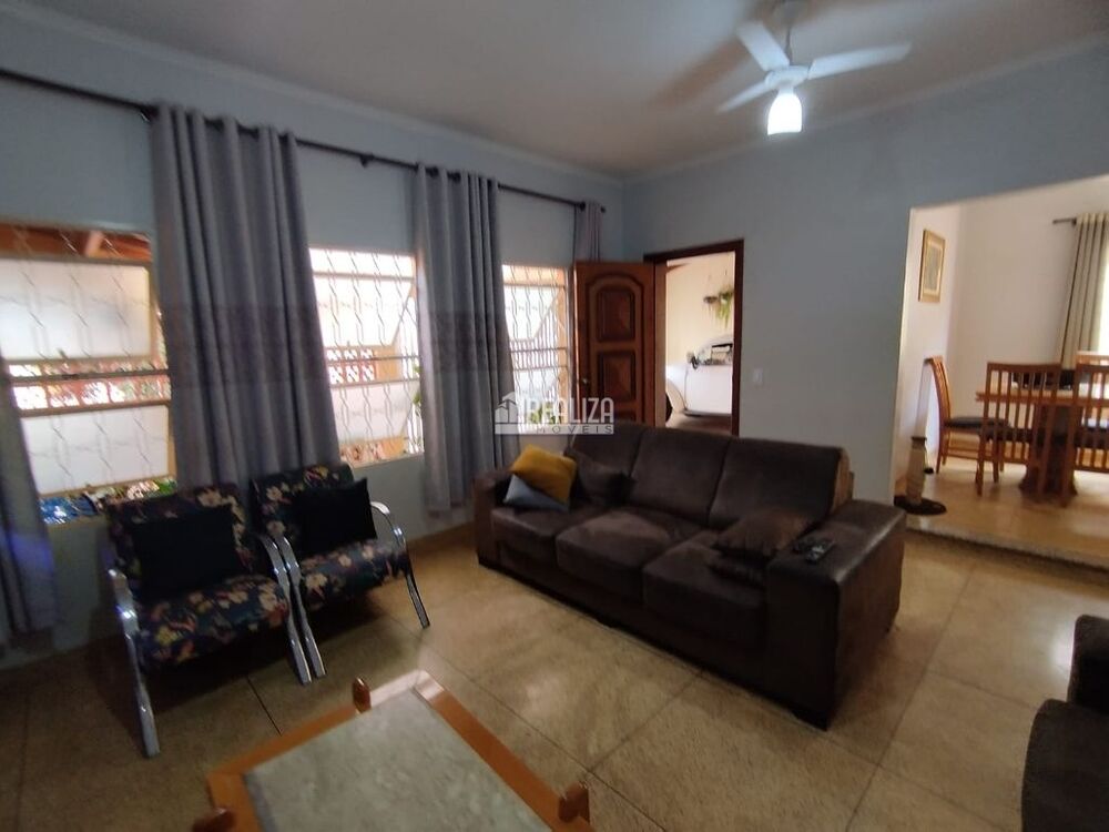 Casa, 3 quartos, 139 m² - Foto 4