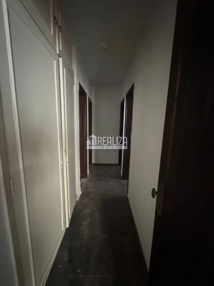 Casa, 3 quartos, 361 m² - Foto 2