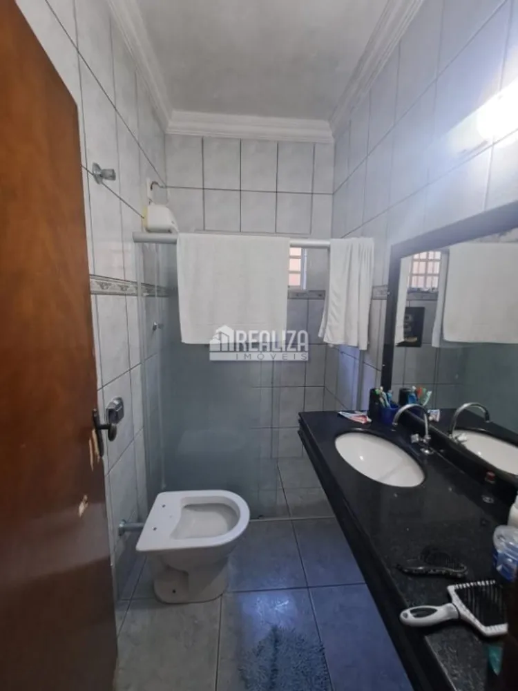 Casa, 3 quartos, 163 m² - Foto 2