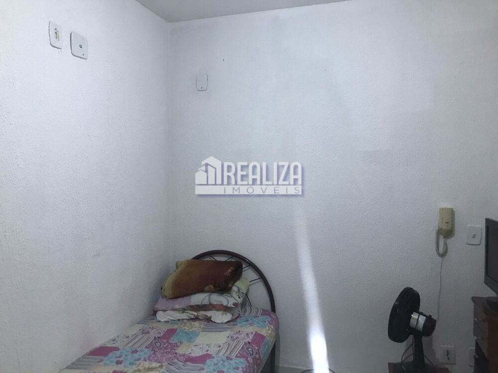 Casa à venda com 2 quartos, 80m² - Foto 7