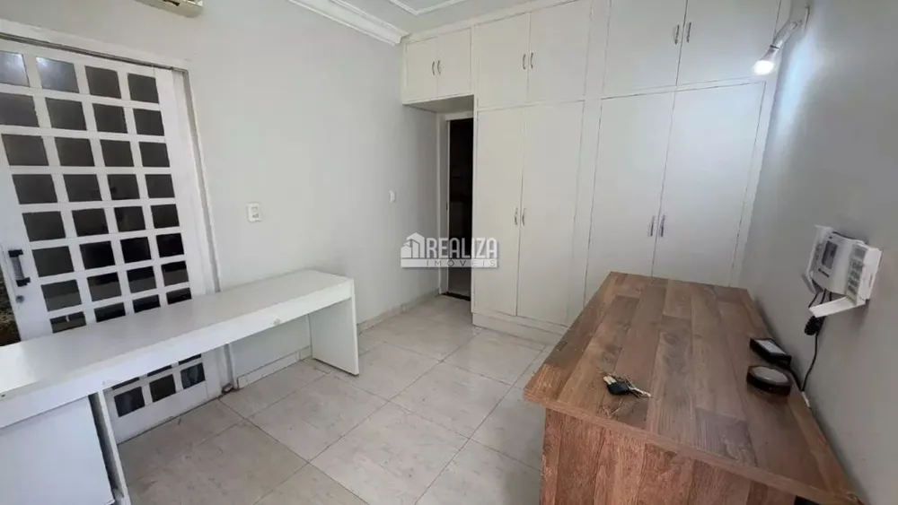 Casa, 2 quartos, 215 m² - Foto 10