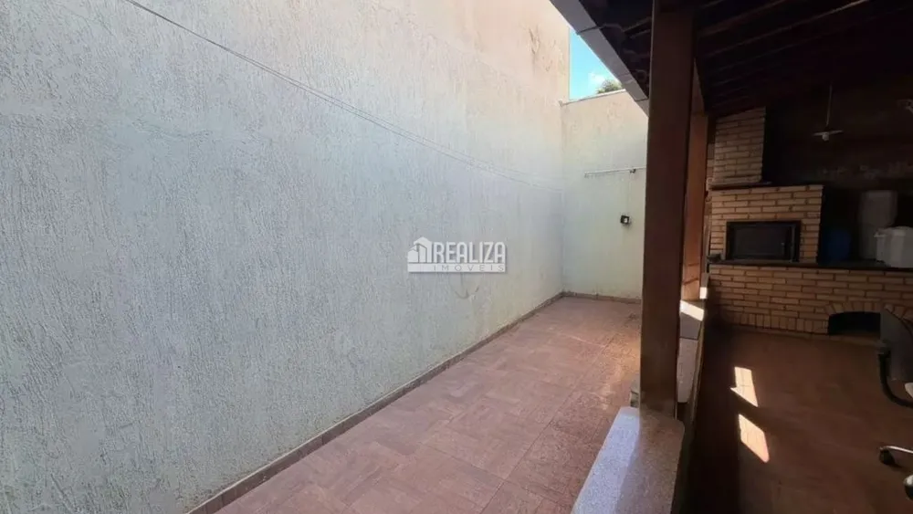 Casa, 2 quartos, 215 m² - Foto 8