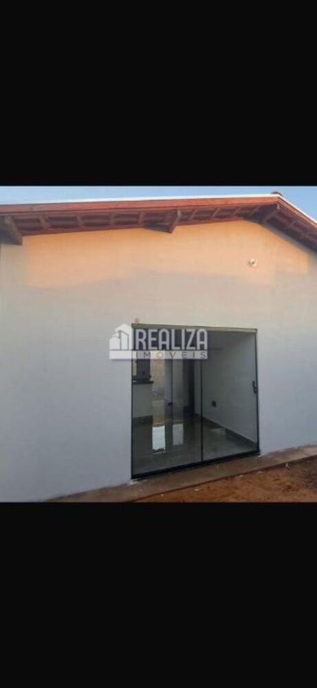 Casa, 2 quartos, 61 m² - Foto 1