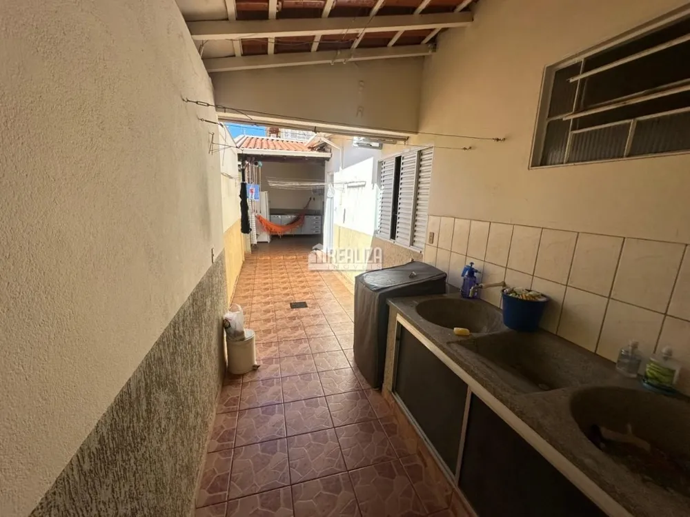 Casa, 5 quartos, 171 m² - Foto 4