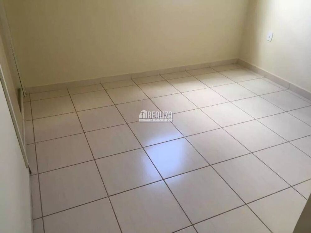 Apartamento à venda com 2 quartos, 61m² - Foto 3