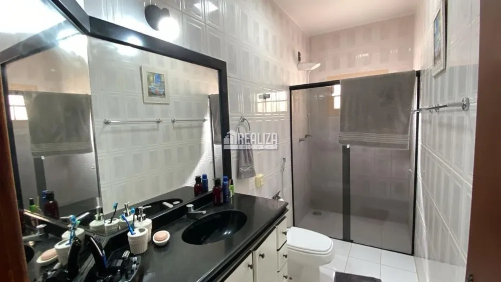 Casa, 4 quartos, 230 m² - Foto 9