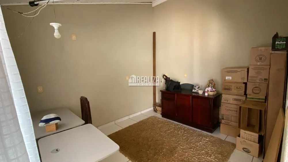 Casa, 4 quartos, 230 m² - Foto 3