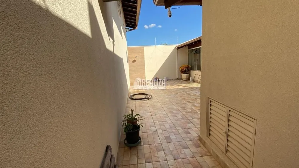 Casa, 4 quartos, 230 m² - Foto 8