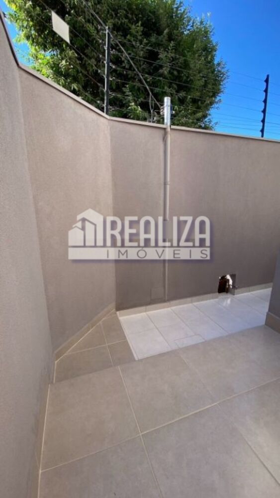 Casa à venda com 2 quartos, 120m² - Foto 7