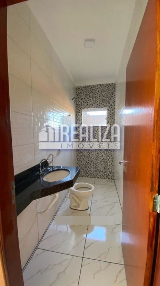 Casa à venda com 2 quartos, 120m² - Foto 3