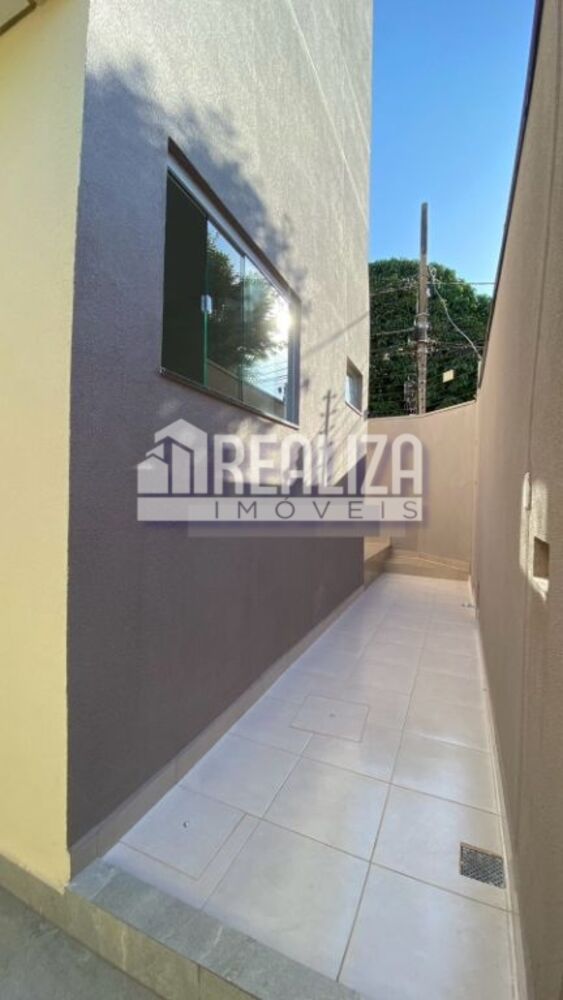 Casa à venda com 2 quartos, 120m² - Foto 5