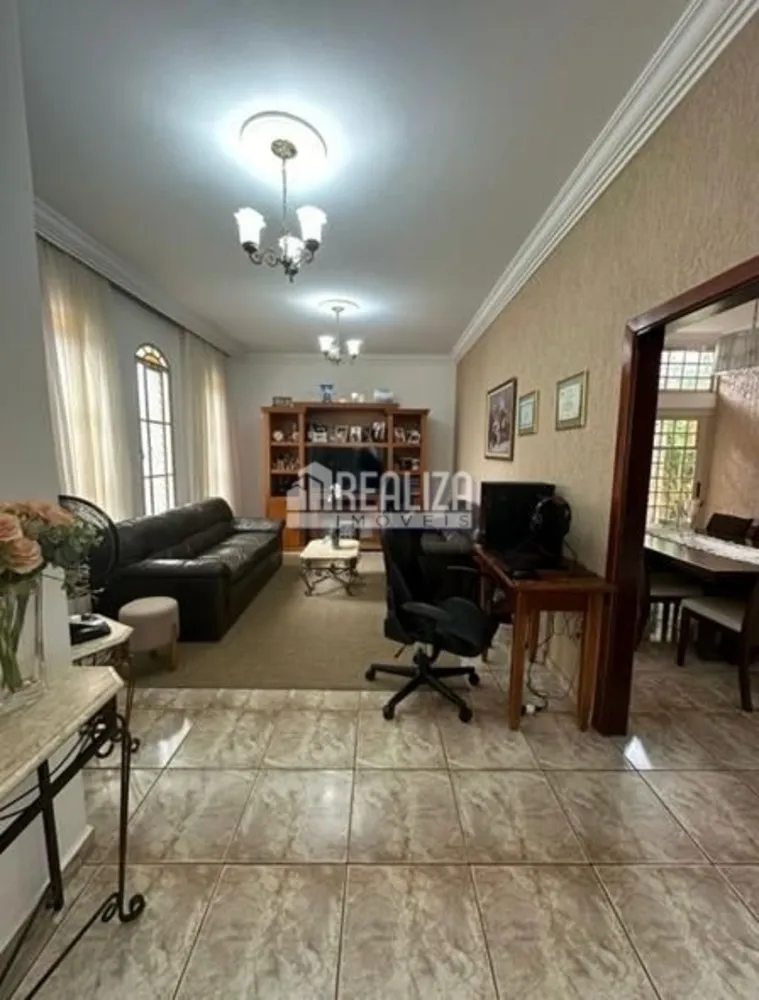 Casa, 3 quartos, 268 m² - Foto 12