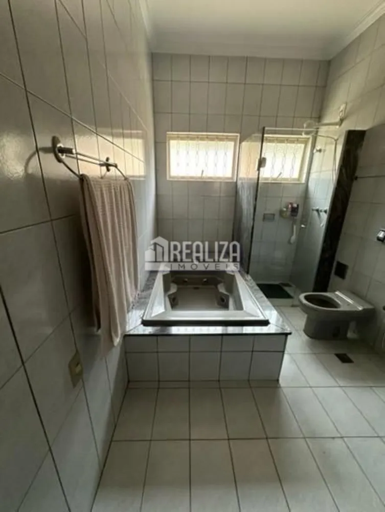 Casa, 3 quartos, 268 m² - Foto 8