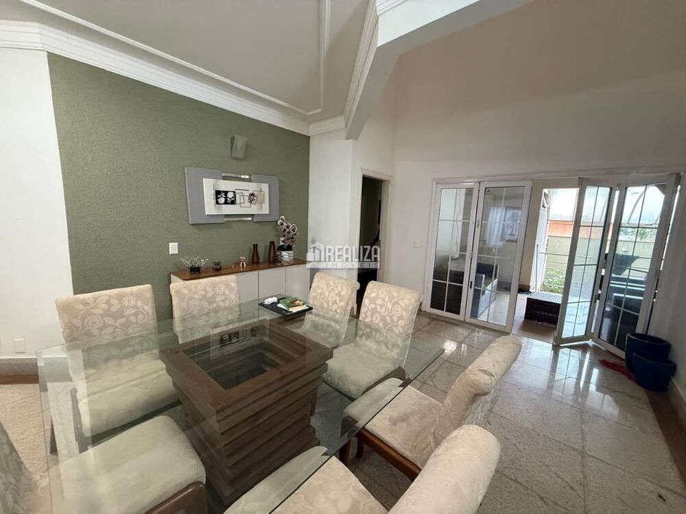 Casa à venda com 5 quartos, 355m² - Foto 8