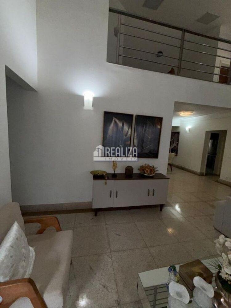 Casa à venda com 5 quartos, 355m² - Foto 6