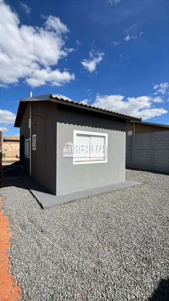 Casa, 2 quartos, 48 m² - Foto 1