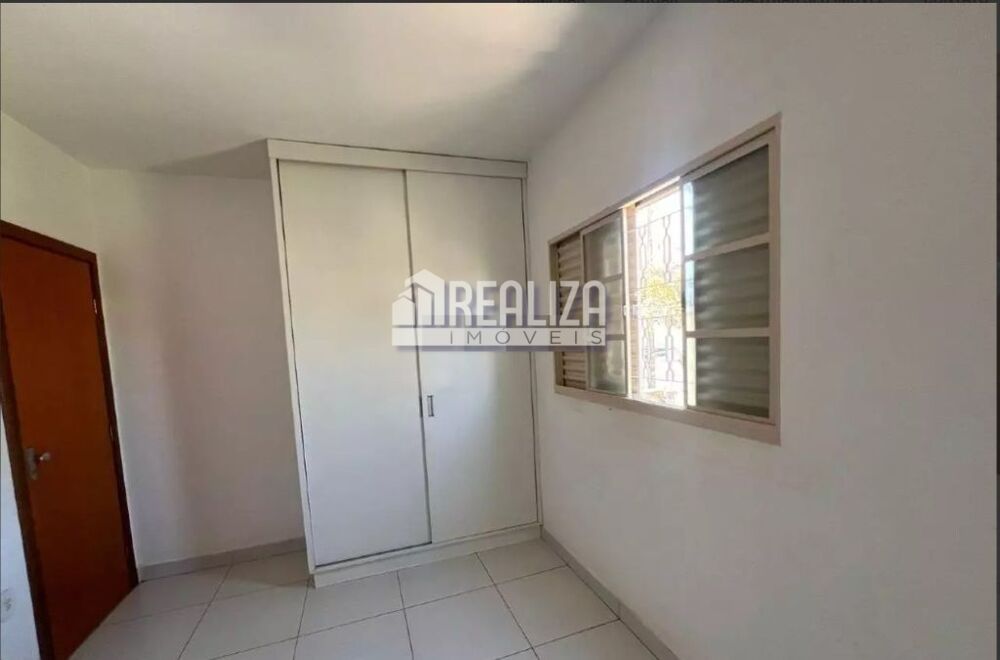 Apartamento à venda com 2 quartos, 66m² - Foto 1