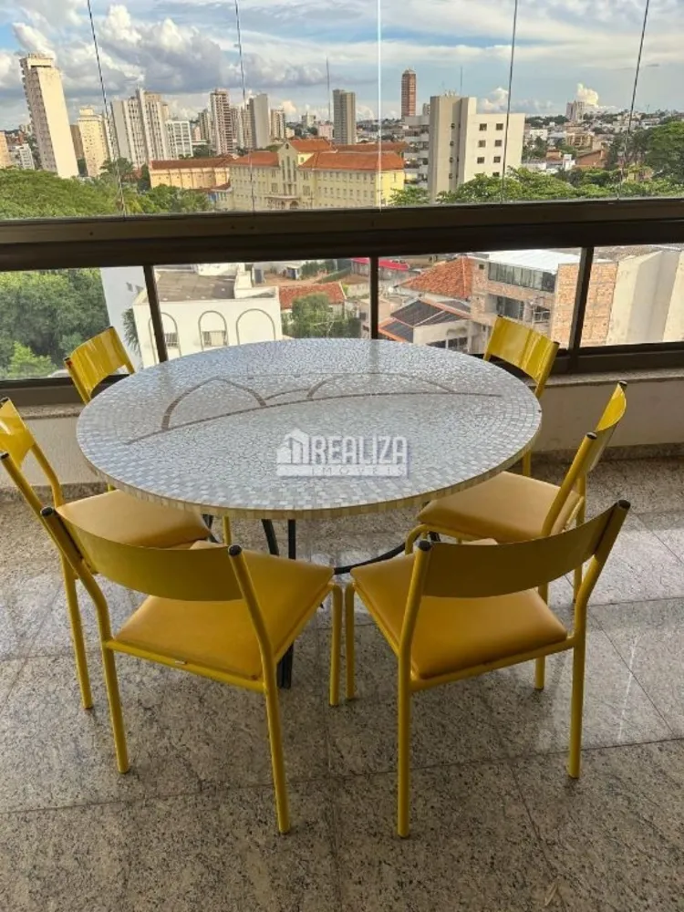 Apartamento, 4 quartos, 211 m² - Foto 4