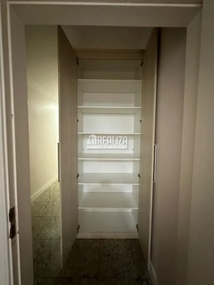 Apartamento, 4 quartos, 211 m² - Foto 2